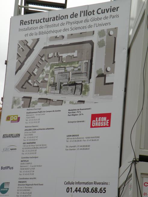  pancarte décrivant la restructuration de l'îlot Cuvier